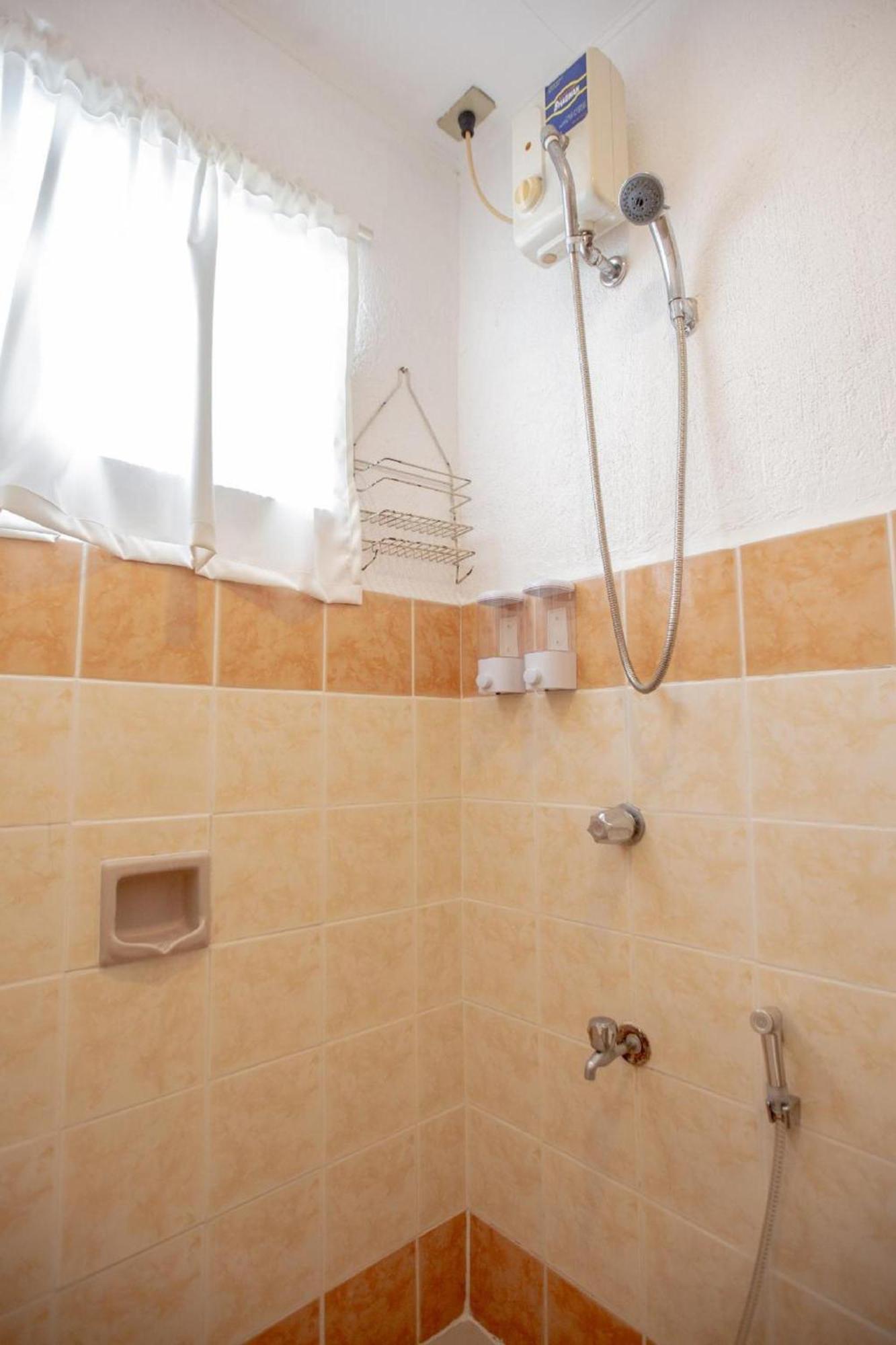 Oyo 588 Sunrock Resort Antipolo Εξωτερικό φωτογραφία